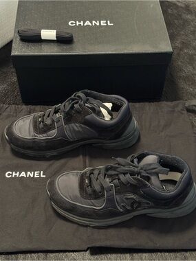 CHANEL Black Suede CC Logo
Tennis Shoes